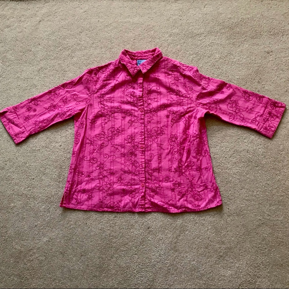 Classic Elements Mid-Sleeve Button Down Blouse
